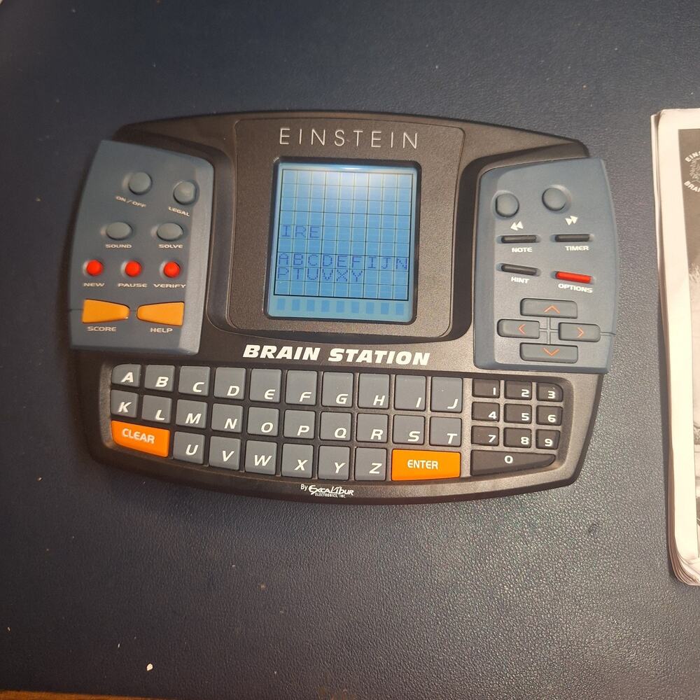 Game Einstein Brain Station (Excalibur Electronics 2006) Handheld E108 WORKS